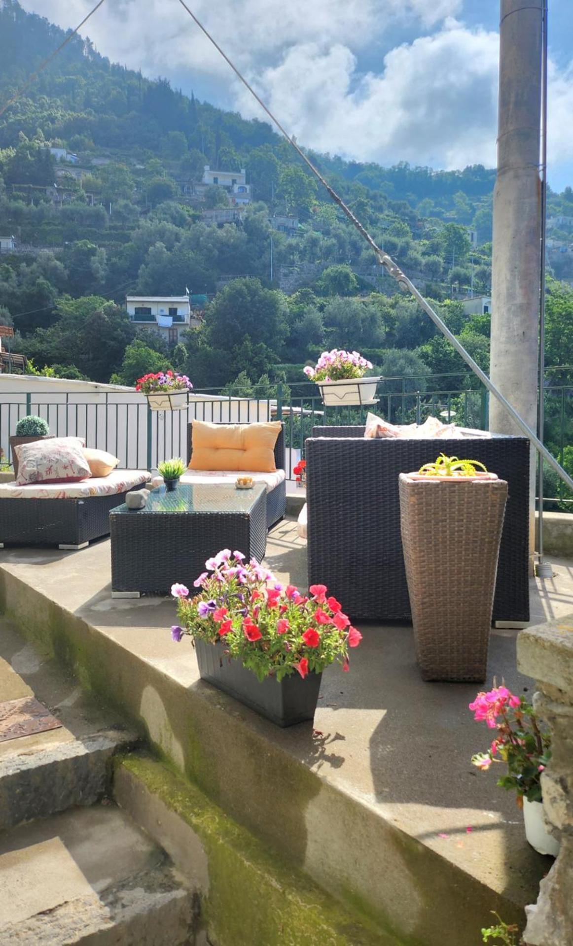 Yourhome - La Dimora Di Nonna Angela Positano Luaran gambar